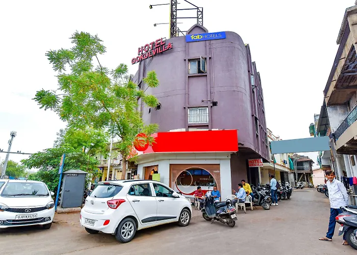 Fabexpress Gokul VillaAirport Hotel